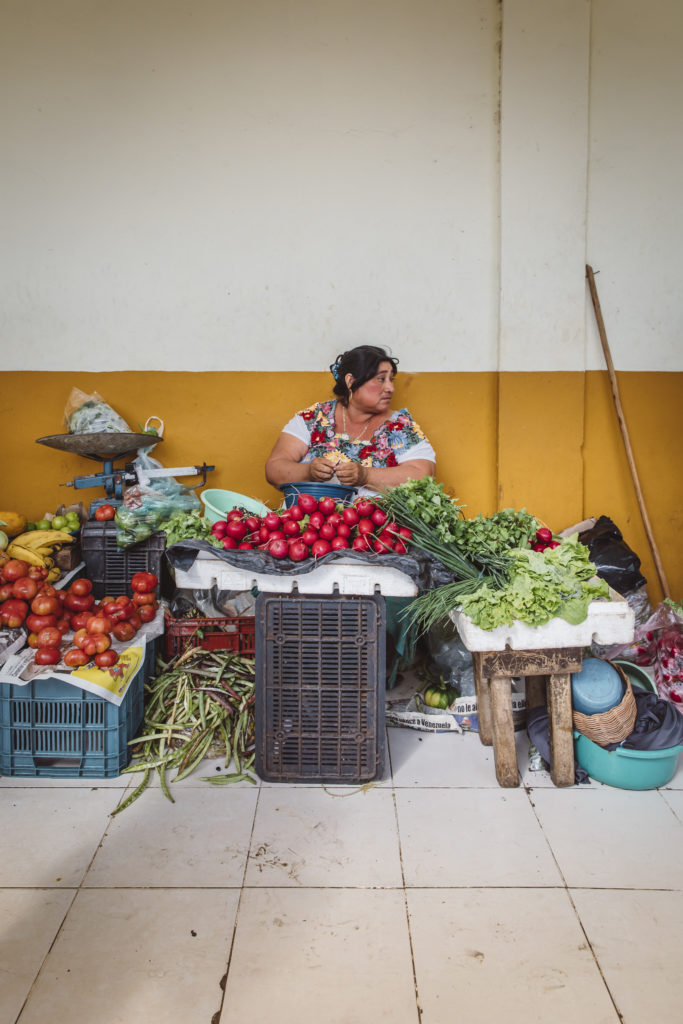 vallidolid market mexico yucatan